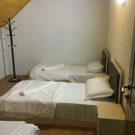 Apartment Bujtina Hysaj *